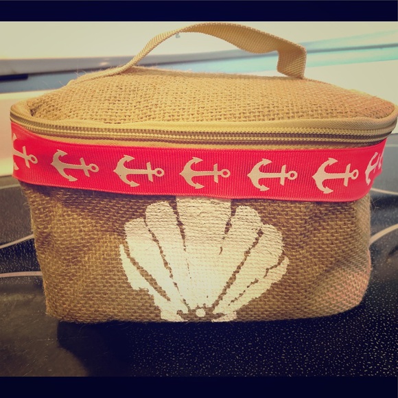 Handmade cosmetic bag - Picture 1 of 1